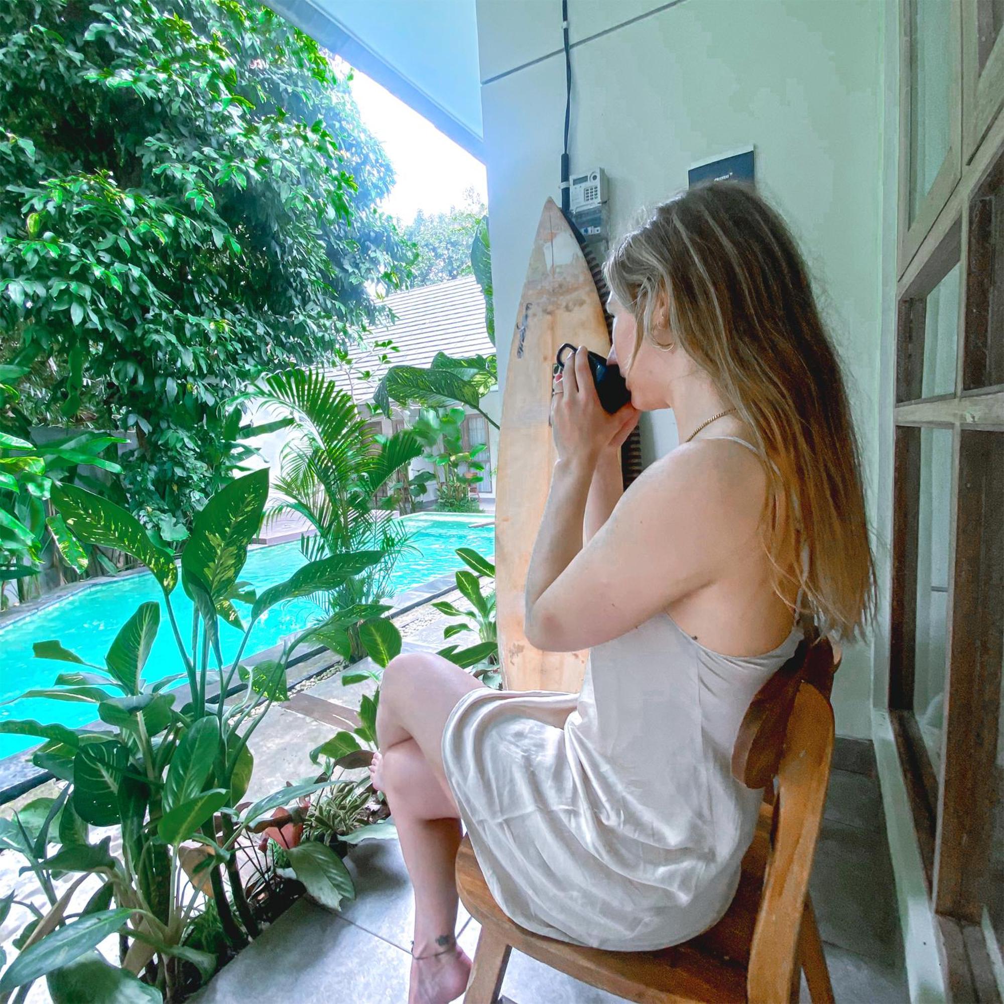 ג'ימבאראן Manuver Surf And Stay Uluwatu Bali מראה חיצוני תמונה