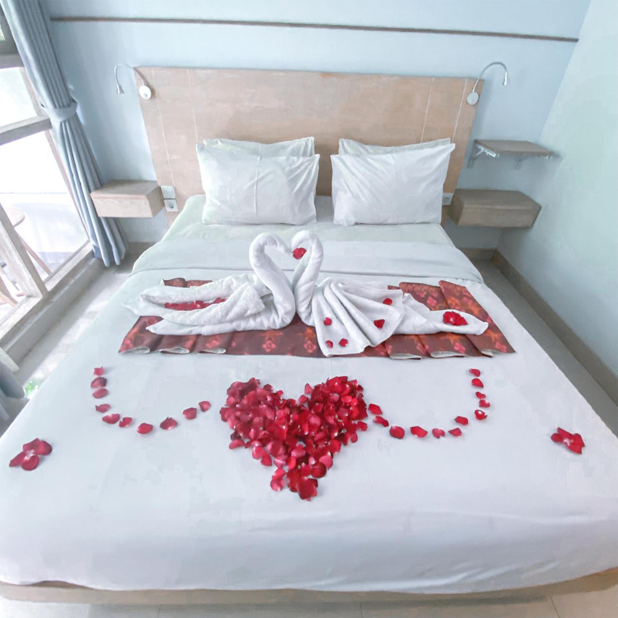 ג'ימבאראן Manuver Surf And Stay Uluwatu Bali מראה חיצוני תמונה